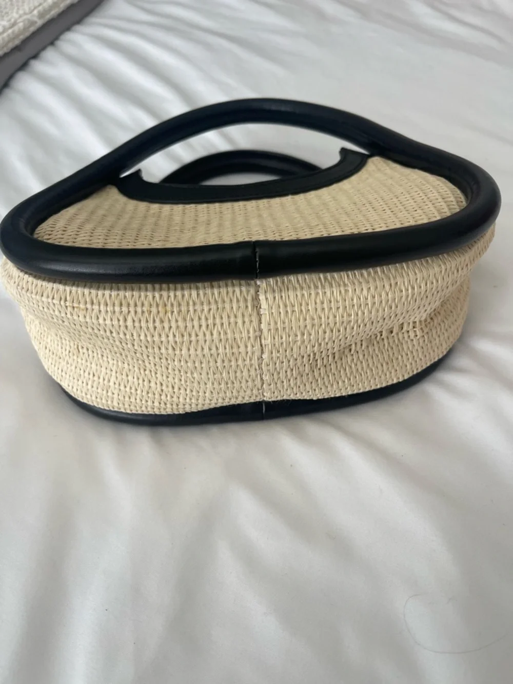 Woven Cream and Black Top-Handle Women's Bag - Picture 2 of 3